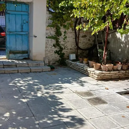 Hostelkorca Hostel *